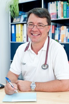 Dr. med. Martin Schütz